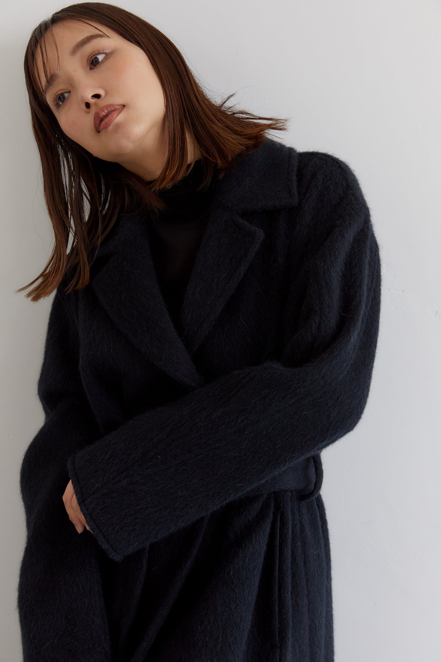 ワイドラペルロングコート