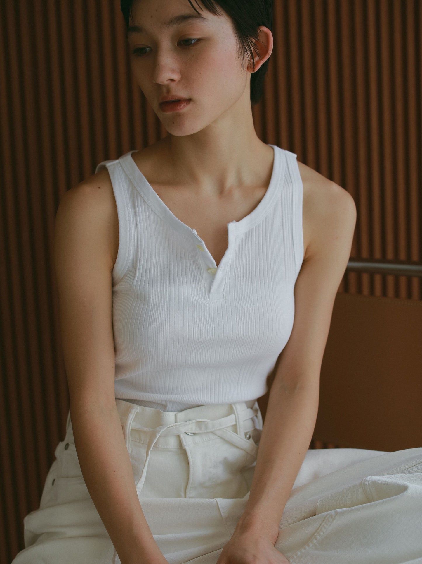 【SURT×CASA FLINE】カップ付ヘンリーネックトップス