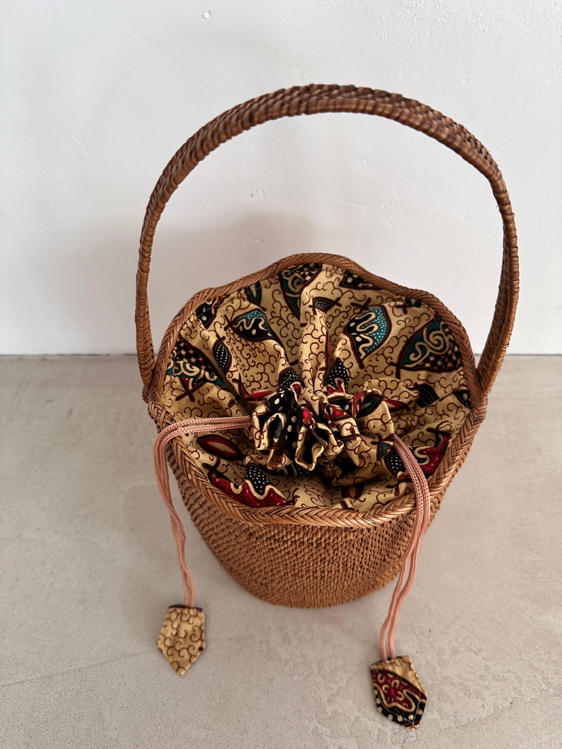 【BALI WERKSTATTE】Wavy Ate Bucket