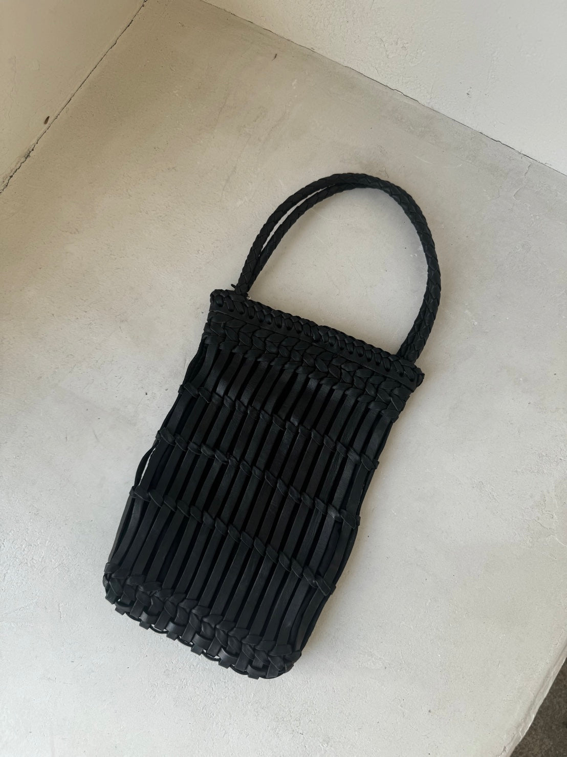【BALI WERKSTATTE】Grid Phone Bag (Short Handle)