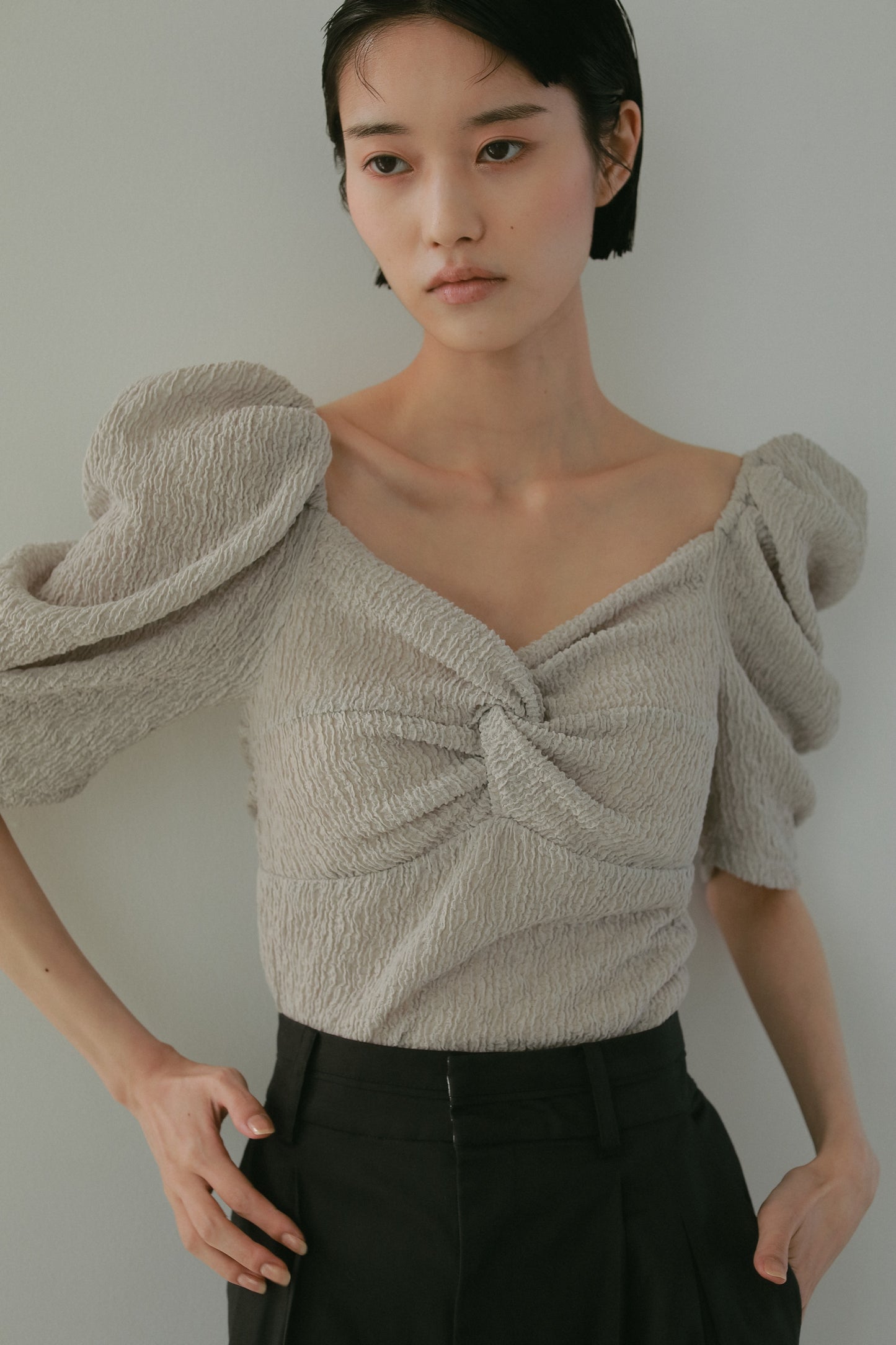カップ付アップサイクルギャザートップス