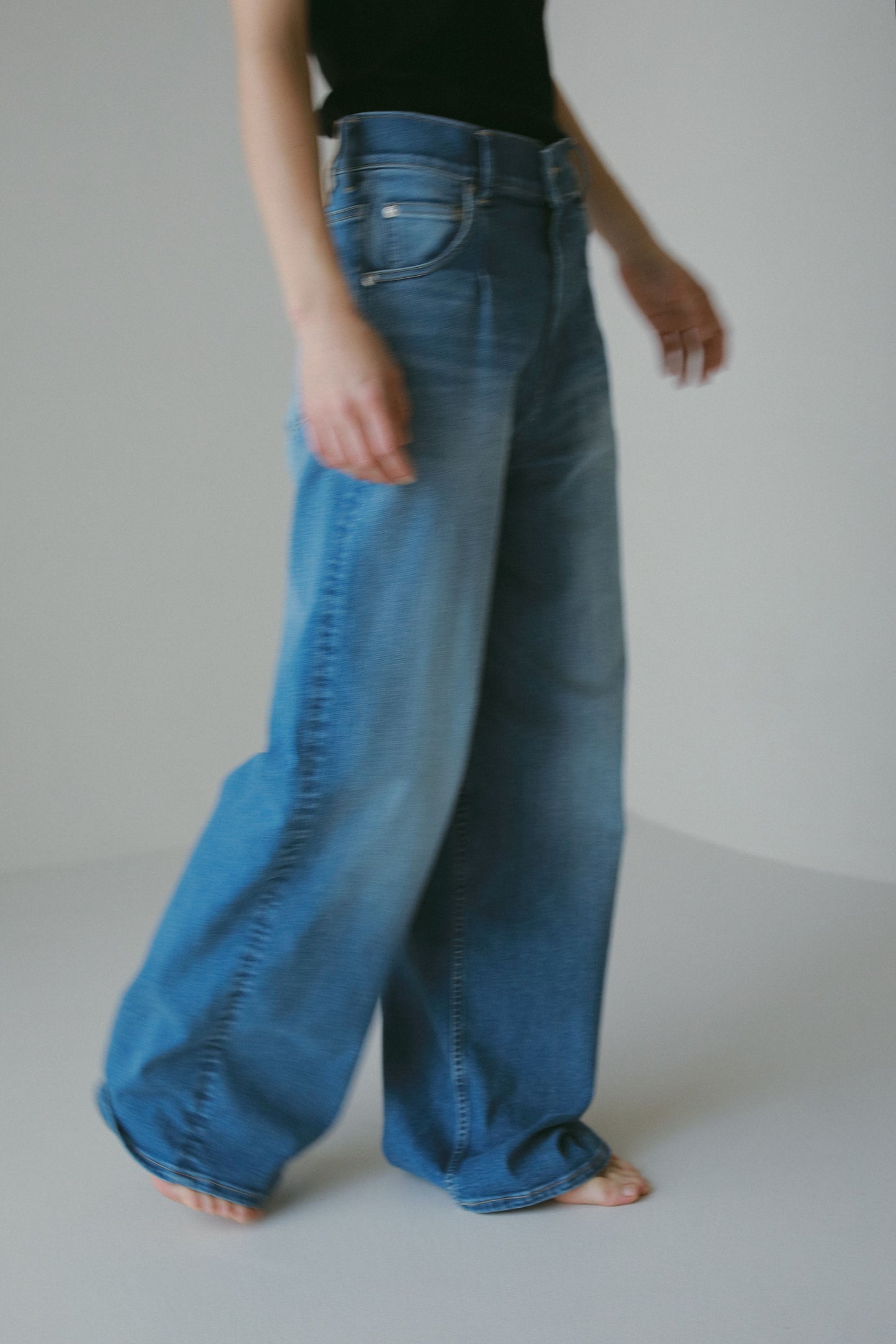 【SURT×CASA FLINE】カップ付ヘンリーネックトップス