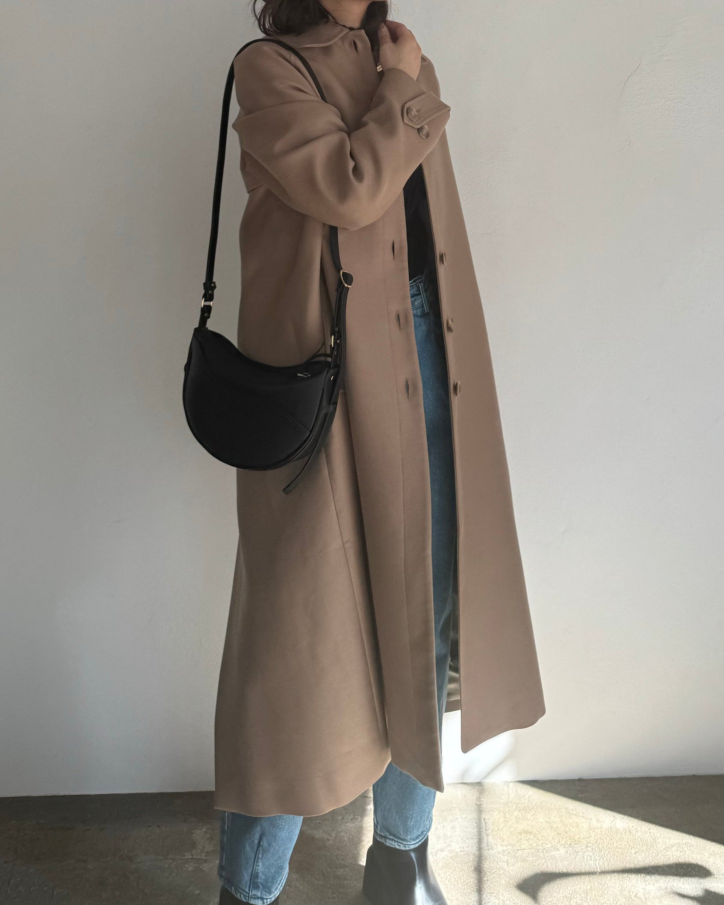 カウレザーカーブバッグ