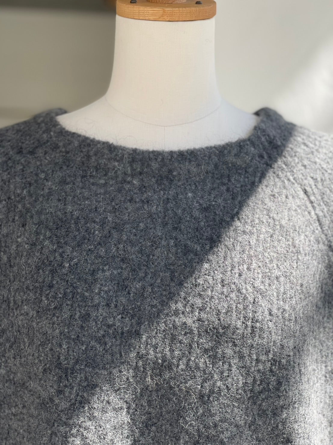 ラグランモヘアニットトップス