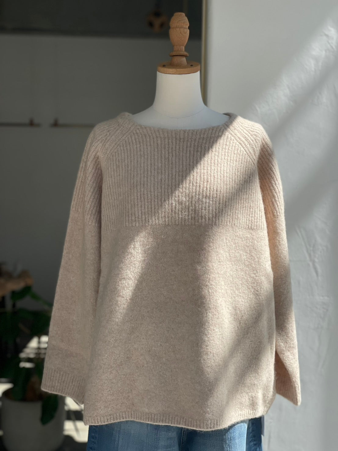 ラグランモヘアニットトップス