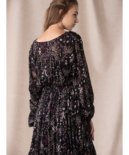 ガウンワンピース