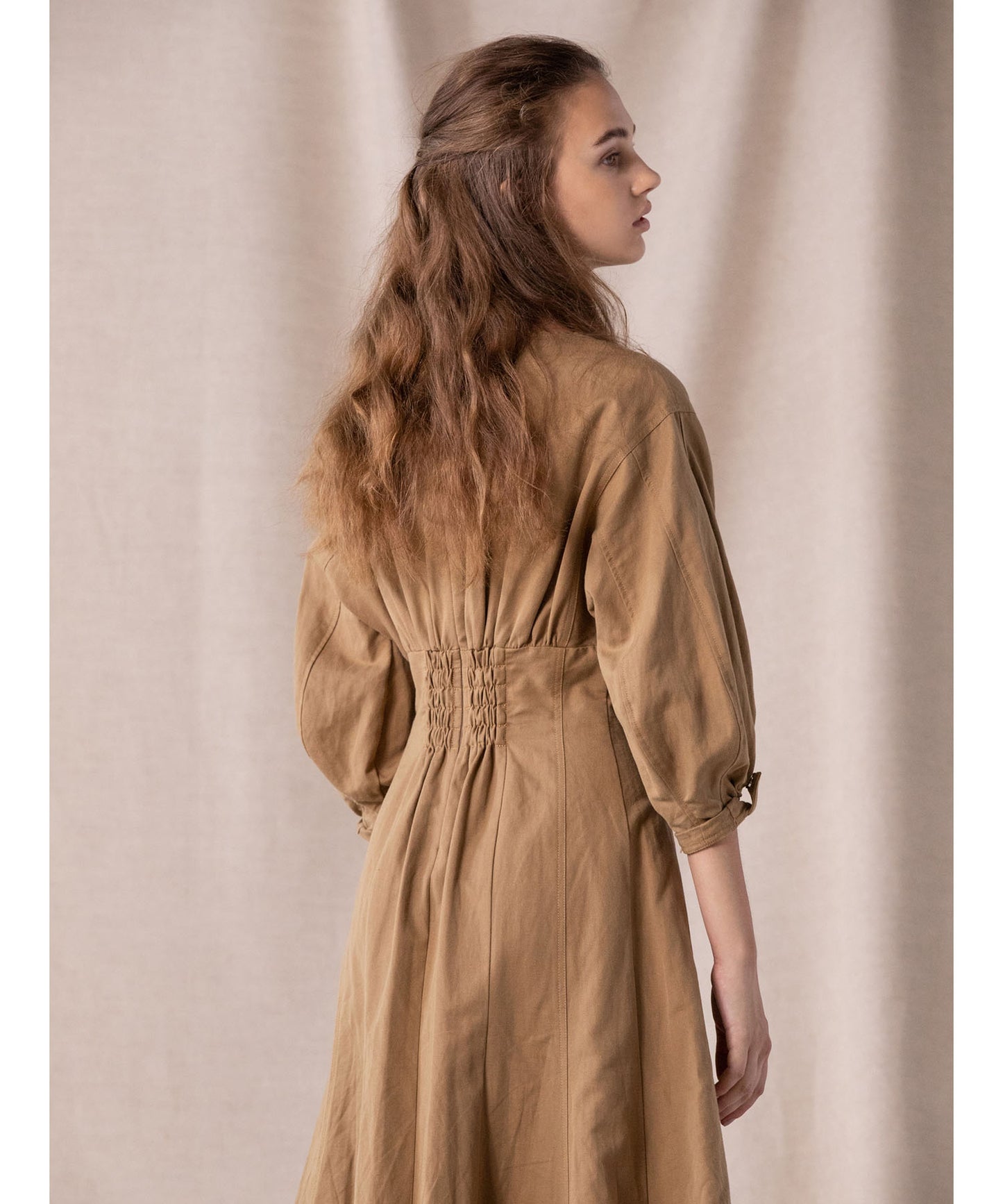 ボリューム袖ワンピース