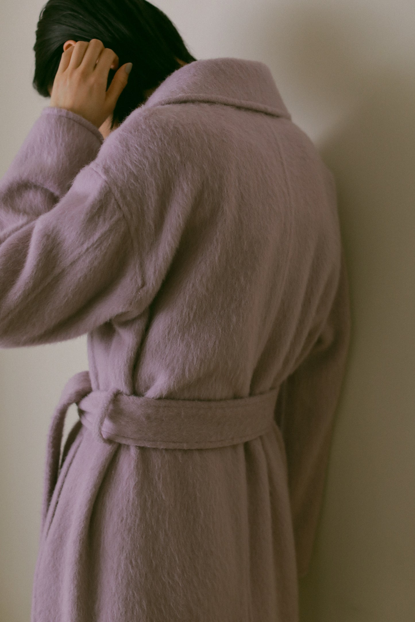 ワイドラペルロングコート