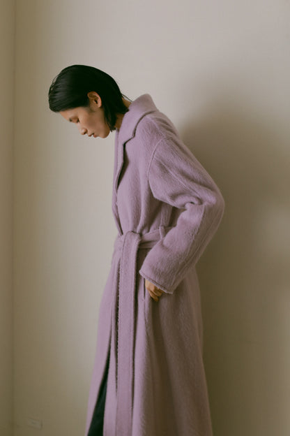 ワイドラペルロングコート