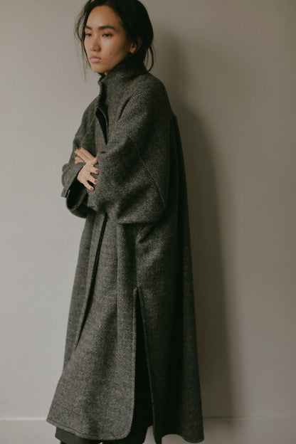 ハイネックポンチョコート