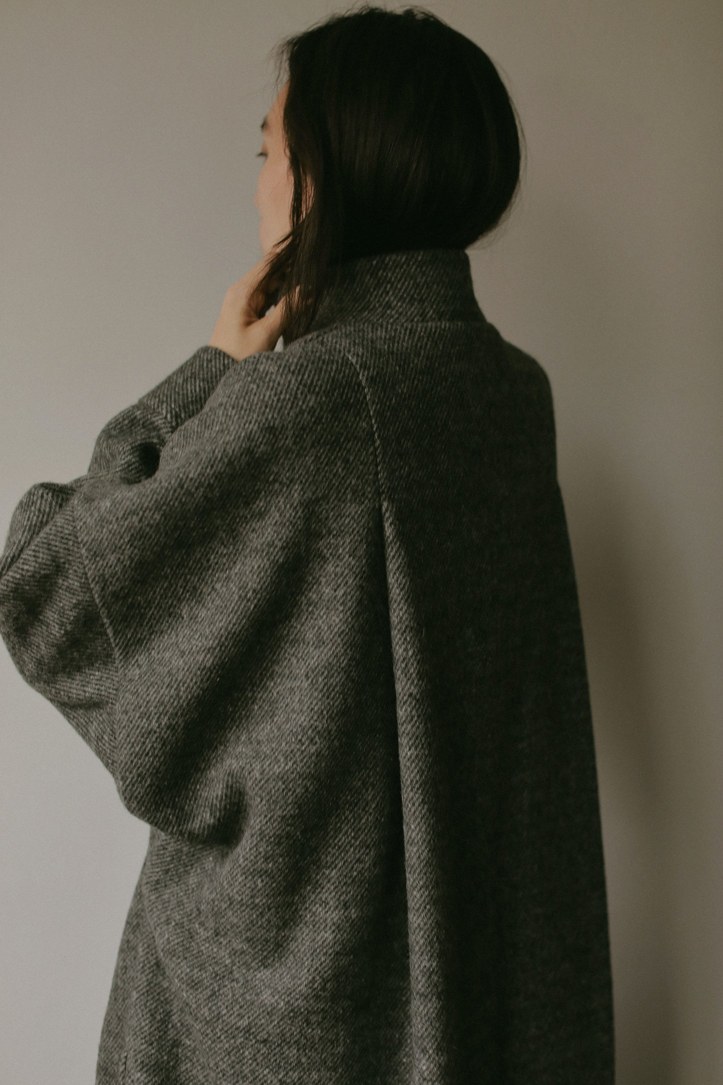 ハイネックポンチョコート