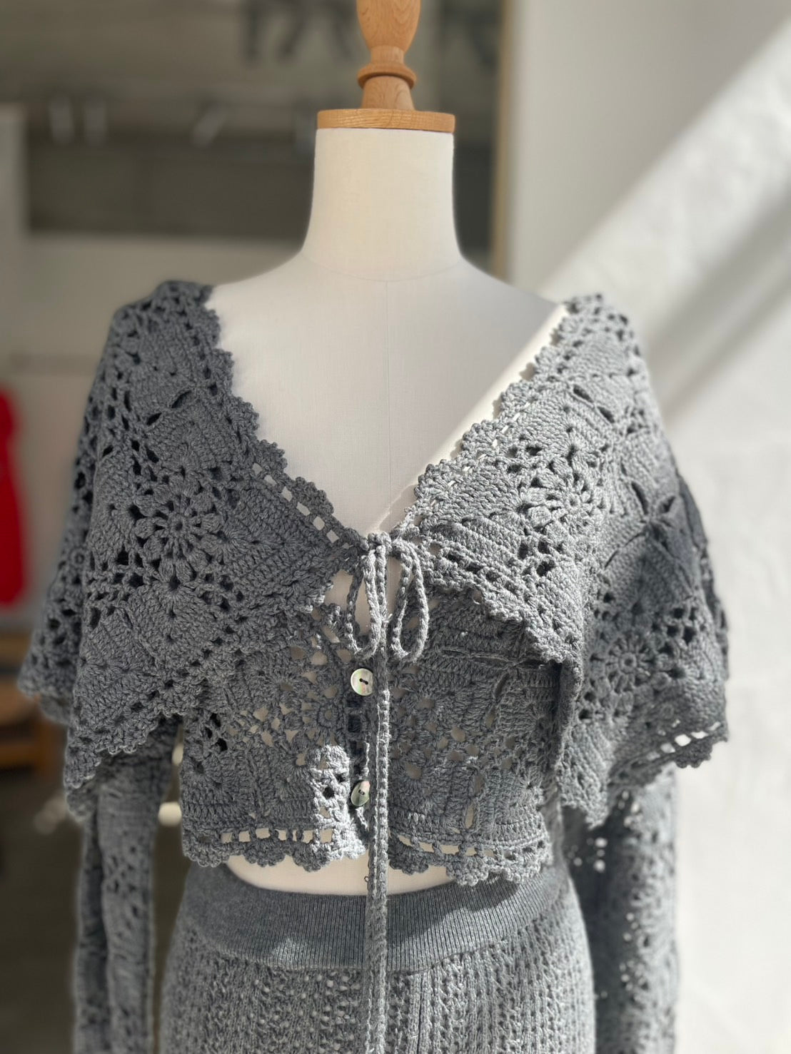 【OPEN SESAME CLUB】 Cashmere blend fleur lace cardigan