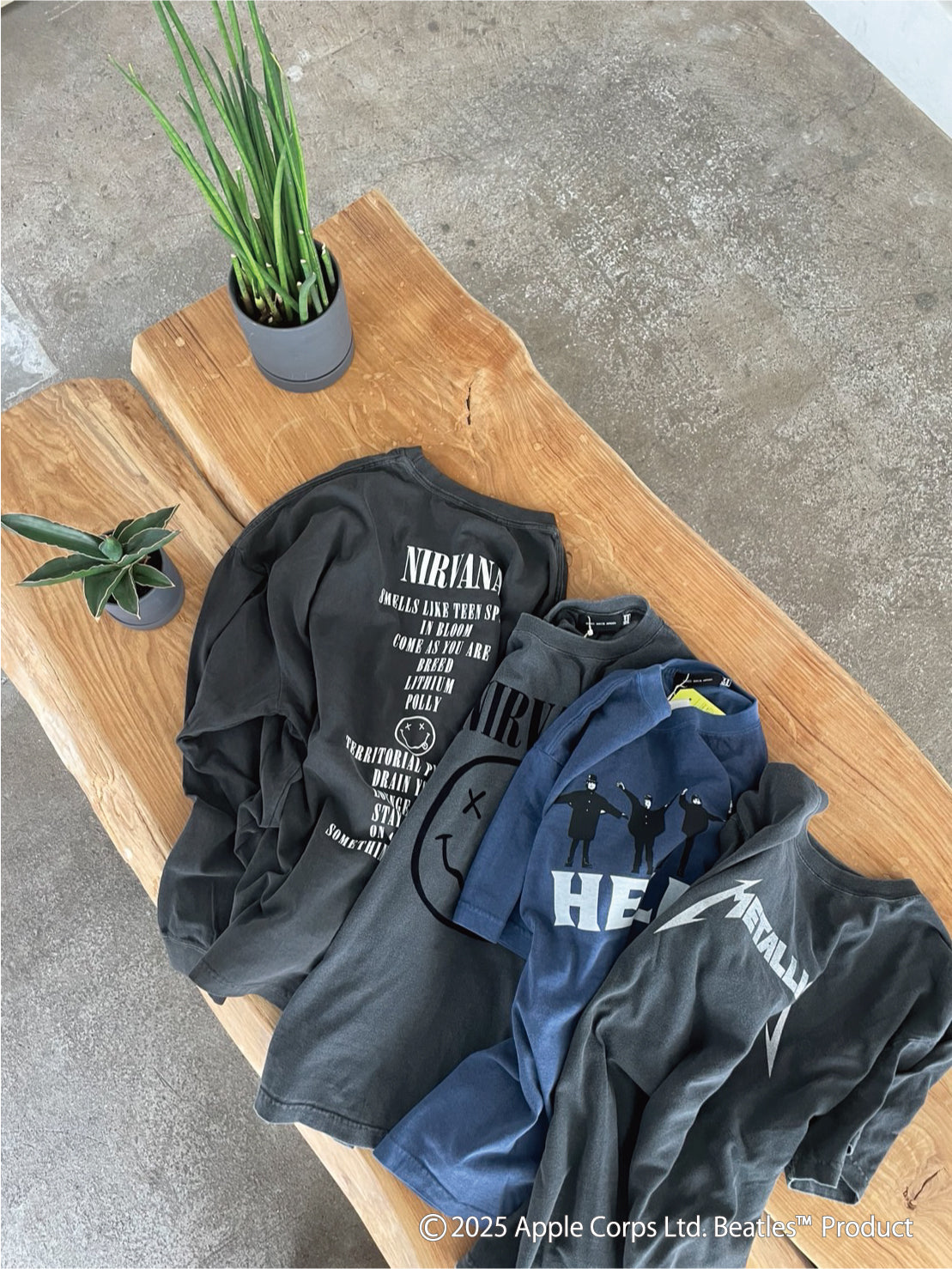 【THE BEATLES】HELP! Tシャツ