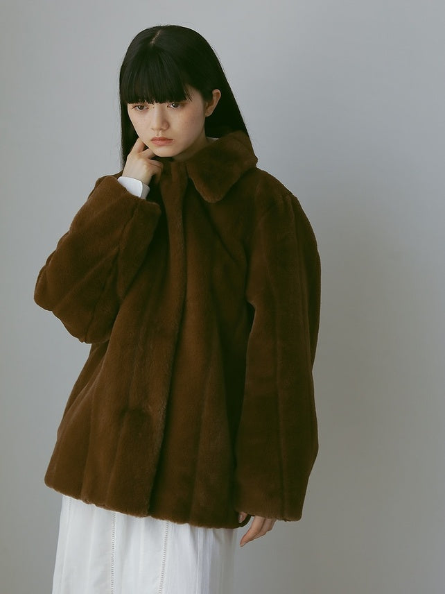 リサイクルポリエステルファーショートコート